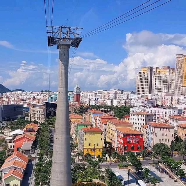 Hon Thom Cable Car & Island