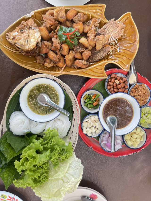 สระบุรี 1 วัน เที่ยวครบ คาเฟ่ ร้านอาหาร รางรถไฟ