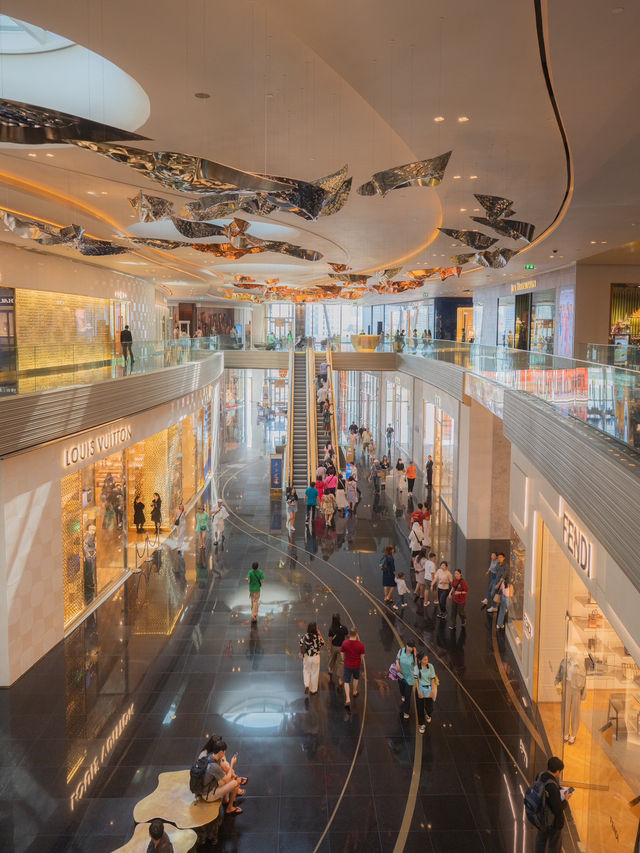 เที่ยวปีใหม่ที่ ICONSIAM 🥳🎊