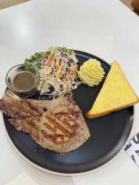 IT’s EZY by chef thanom ร้านอาหารอิตาเลียน 