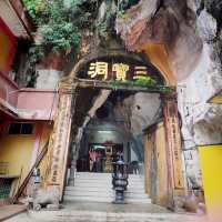 Hidden Gem in Ipoh: Sam Poh Tong Temple