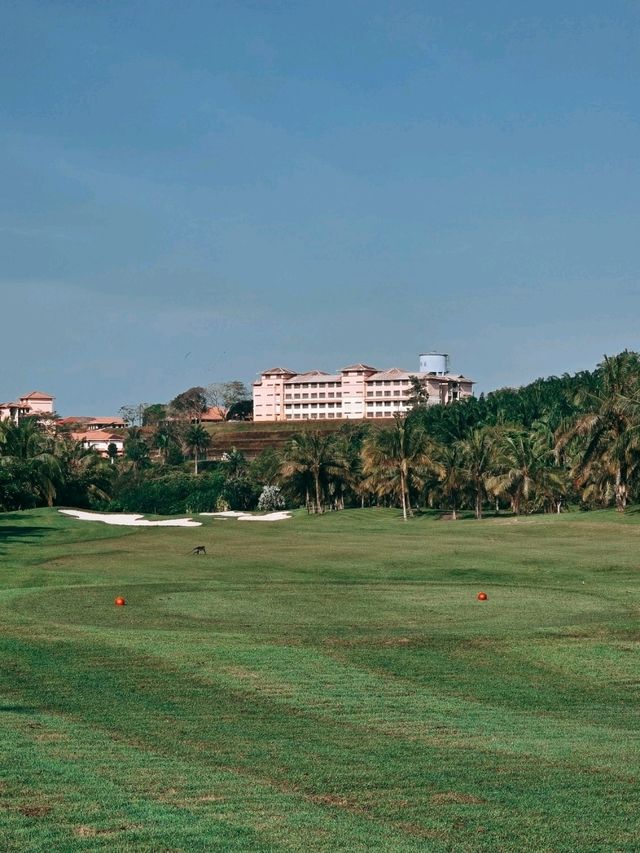 Perfect city escape from Kuala Lumpur with beach access