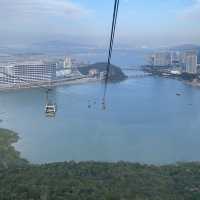 นั่งรถบัสจากสนามบินไปกระเช้า Ngong Ping 36