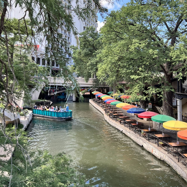 Catch Venice Vibes in San Antonio, Texas!