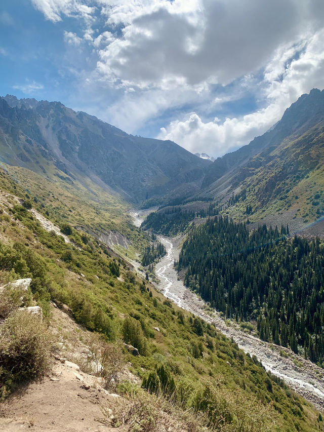 📖✈️ Your ultimate guide: Hiking in Ala Archa National Park