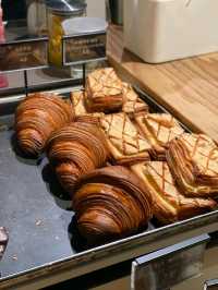 🥐🍖서울숲 카페 | LOWIDE 서울숲점
