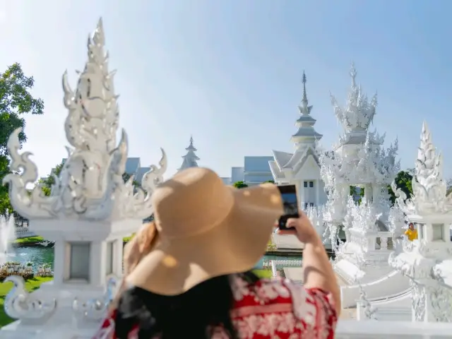 Wat Rong Khun, Chiang Rai