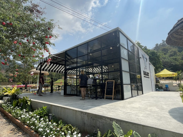 พามาฟิน คาเฟ่เปิดใหม่ Margaret Private Villa&Cafe