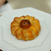  Elegance and Style at Dior Cafe