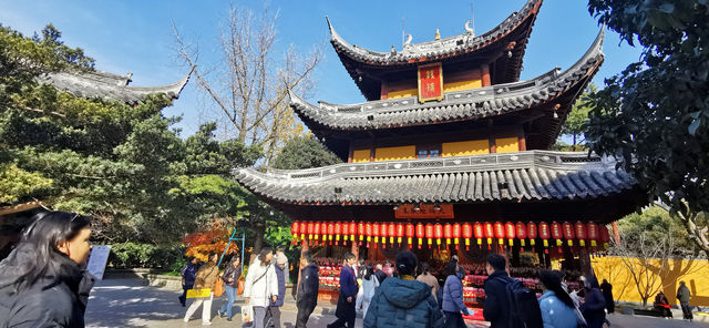 Experience at Longhua Temple