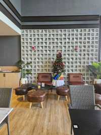 แลเฌอ เดอ คาเฟ่ | รามอินทรา
