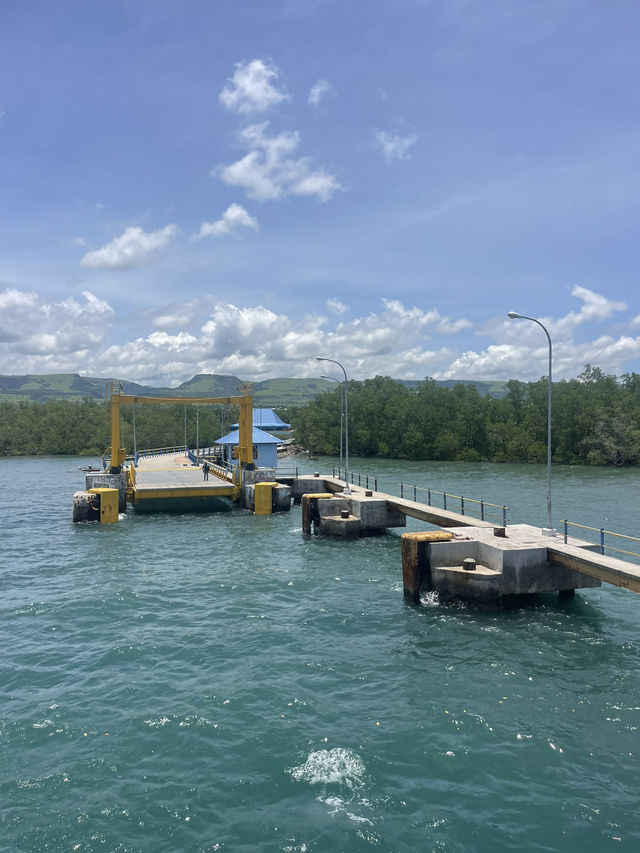 Arriving at the Harbour in Waingapu: A Gateway to Sumba’s Soul ⚓🌅 
