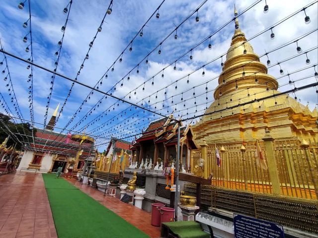 พระธาตุเก่าแก่ คู่เมืองหริภุญชัย และดินแดนล้านนา