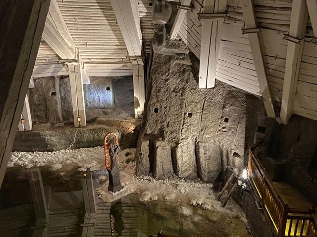 ชวนเที่ยว Wieliczka Salt Mine ประเทศ โปแลนด์