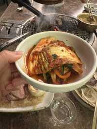 【ソウル】にんにくたーっぷりな炭火が決め手のお肉！