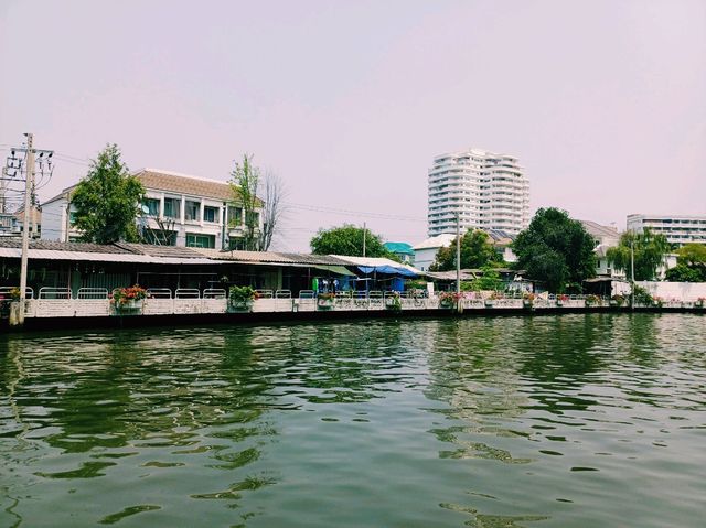 泰國曼谷湄南河畔歷史古跡寺廟一日遊行程，體驗曼谷當地人文風情，適合打卡拍照📸