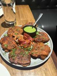 An evening at one of the oldest Kolkata pubs 