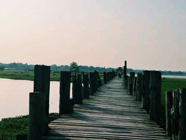 緬甸曼德勒著名景點：烏本橋，適合打卡拍照📸