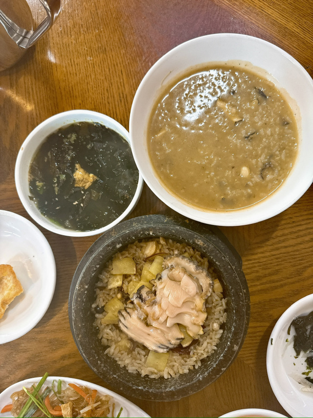 済州島】珍しい✨済州名物緑茶の参鶏湯✨ | Trip.com 済州島