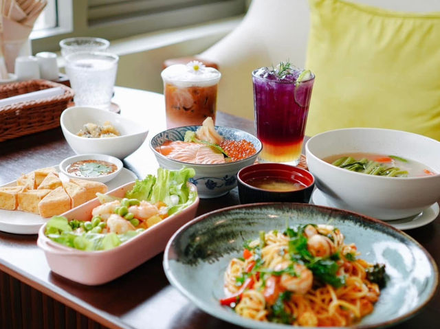 🥗 The Brown Door ร้านอาหารสไตล์ครอบครัว