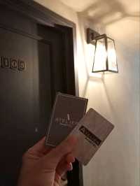 "Urban Chic Escape: Atelier Hotel JB’s Stylish King Retreat"