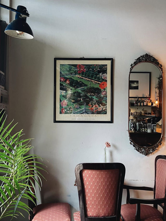 The Dedicate Flower’s Cafe