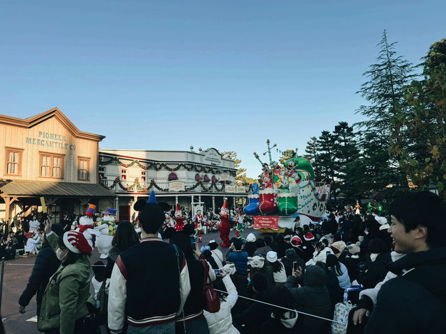 Absolutely magical at Tokyo Disney Land