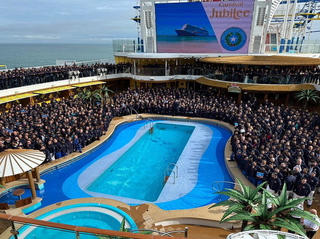 "Carnival Jubilee: The Ship That Throws a Nonstop Party (With a Side of Gumbo)" 🎉🦞🎡