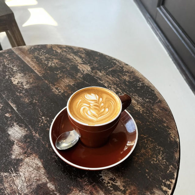 🇦🇺 The Vernon Coffeeのラテアートをみて心があったまる一杯を飲みませんか？