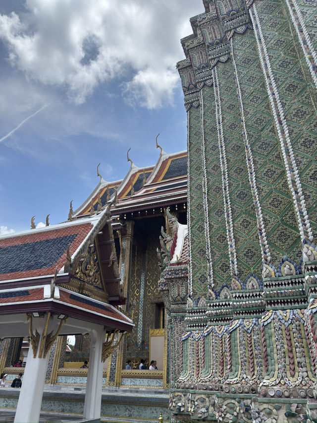 Sacred Serenity Amidst Thai Grandeur, A Spiritual Pause at Wat Phra Kaew