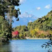 Black Dragon Pool: A Timeless Scenic Spot