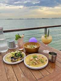 Chill Evening at Stella Seaside Lounge