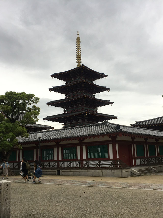 ⛩️ 四天王寺｜大阪最古老的寺院，走進聖德太子的精神世界 