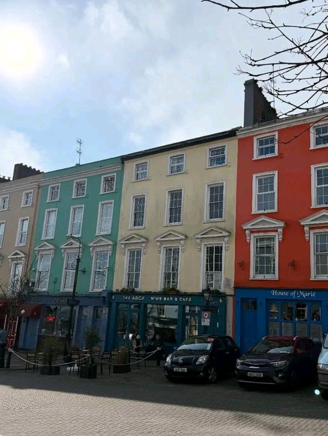 Cobh – A Colorful Port Town with a Titanic Legacy
