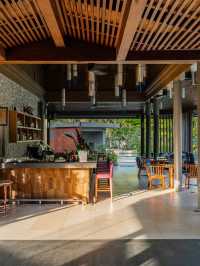 Apsara Beachfront Resort & Villa