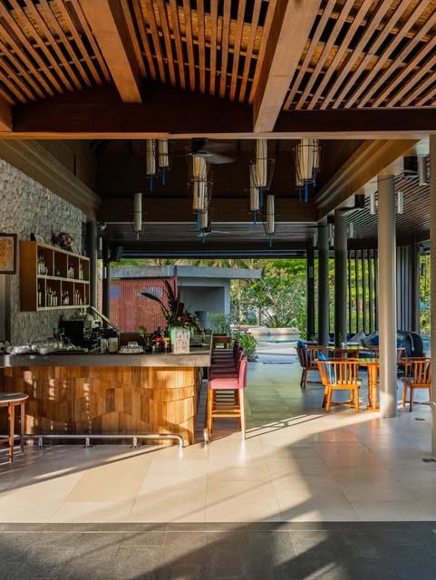 Apsara Beachfront Resort & Villa