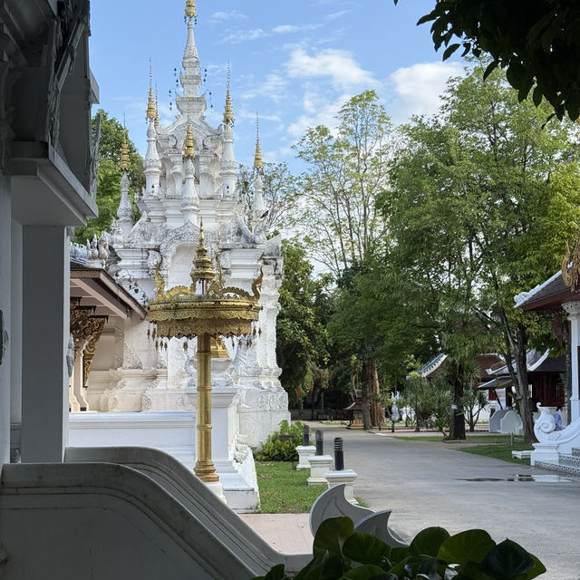 วัดป่าดาราภิรมย์ - แม่ริม