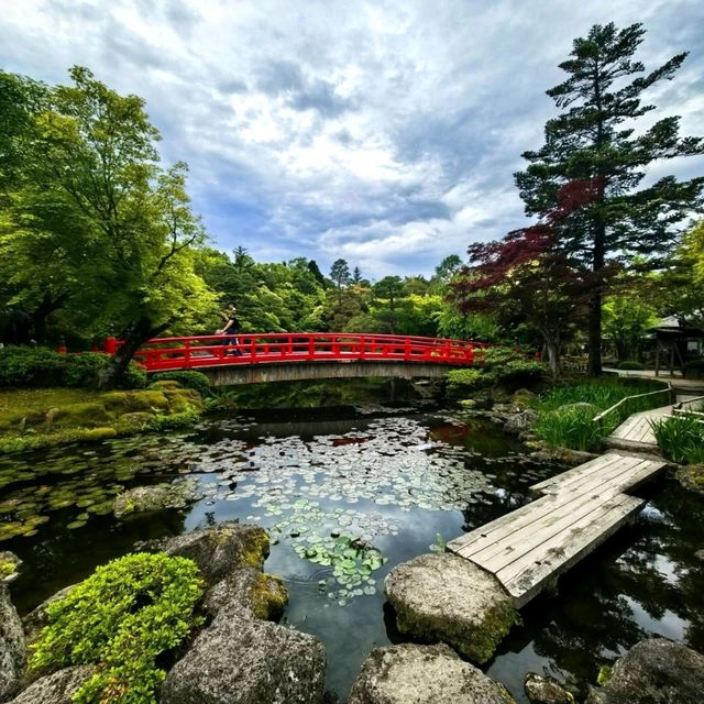 Yuushien Garden: Peony Paradise on Daikon Island