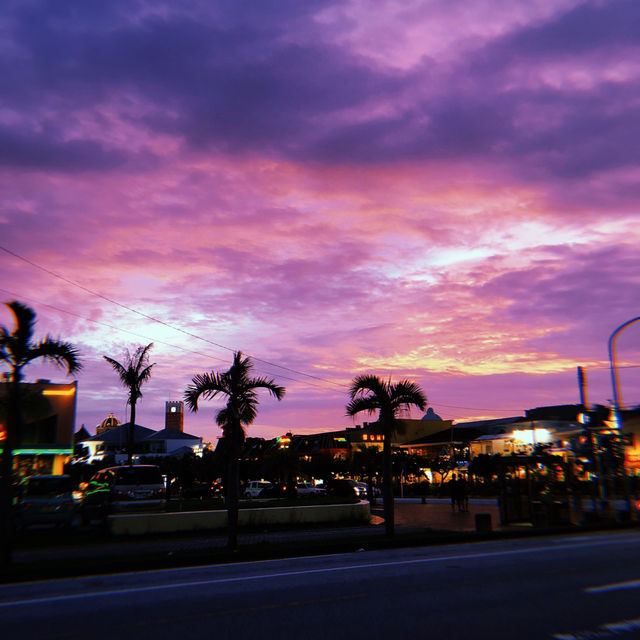 When the sun dips low, Okinawa glows 🌞🌴