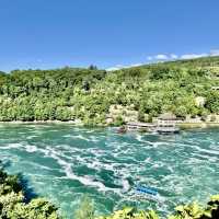 壯觀迷人的瀑布～瑞士萊茵瀑布 Rheinfall 