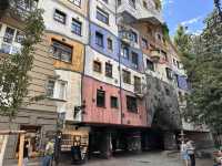 【フンデルトヴァッサーハウス｜Hundertwasserhaus｜ウィーンの芸術住宅🏡🎨】