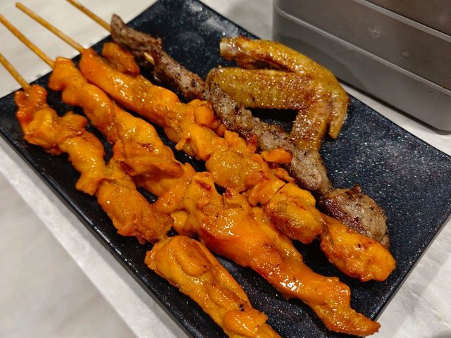 拼什鍋和牛烤串火鍋放題中壢威尼斯店