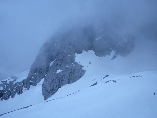  Jade Dragon Snow Mountain