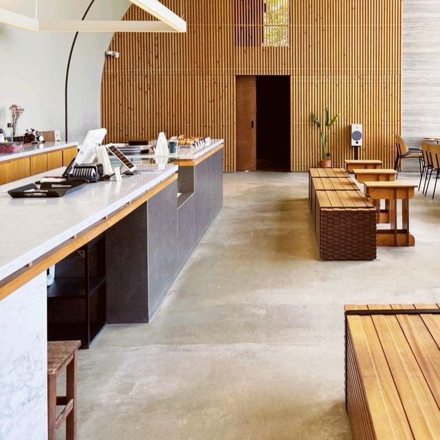 Surround Cafe