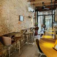 A Hidden Gem of Comfort and Craft