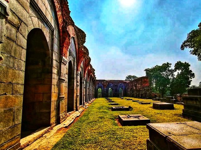 Boro Sona Masjid: The Golden Legacy of Bengal’s Sultanate Era