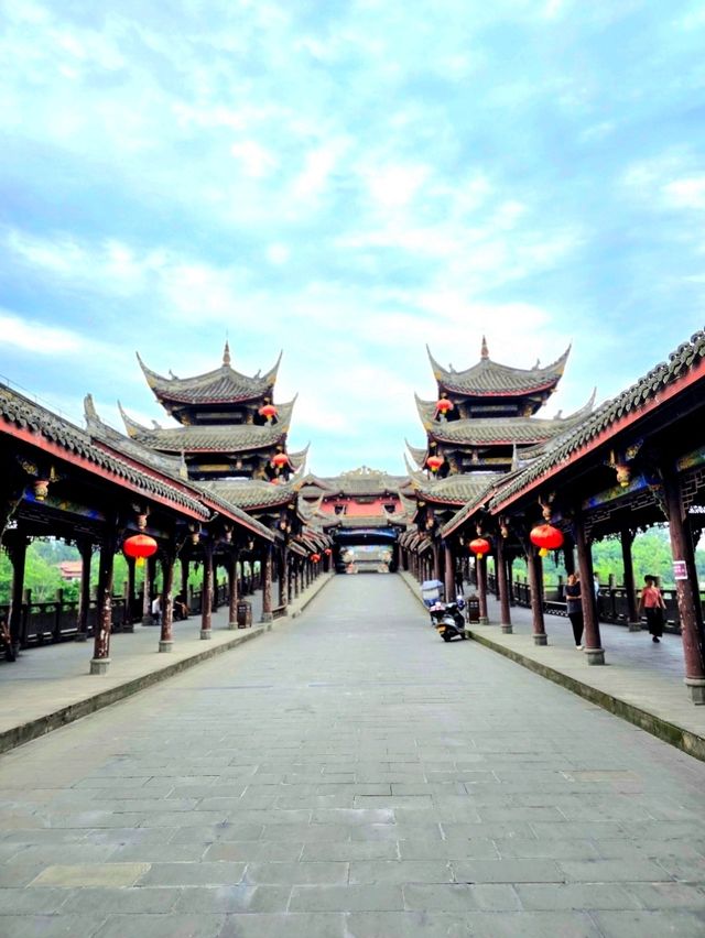 遊黄龍溪古鎮不要錯過廊橋