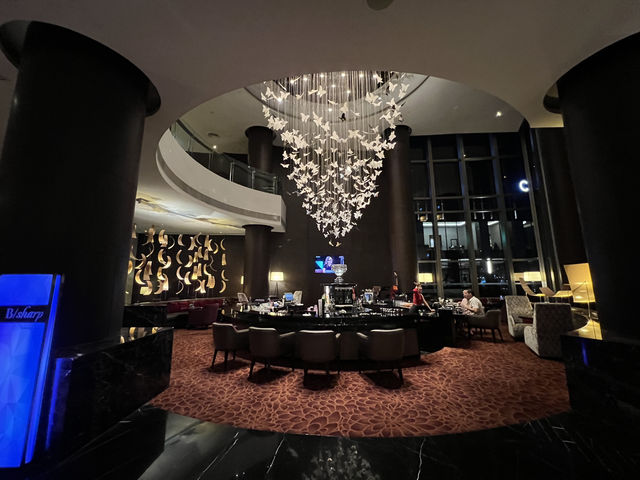 A Luxurious Urban Escape at Radisson Blu Plaza Bangkok