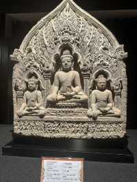 Exploring the Buddha Tooth Relic Temple – A Cultural Gem in the Heart of Singapore