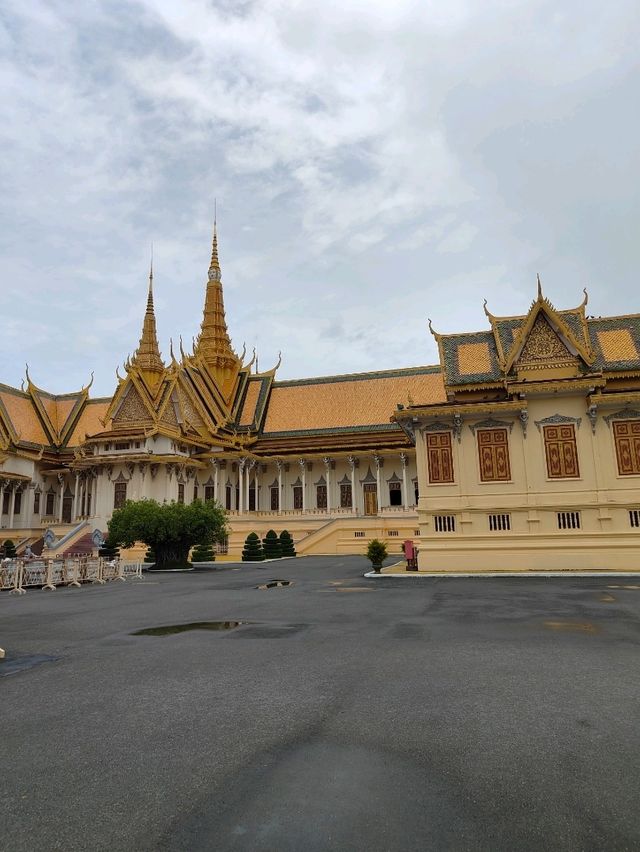 The Royal Jewel of Phnom Penh: Cambodia’s Grand Palace